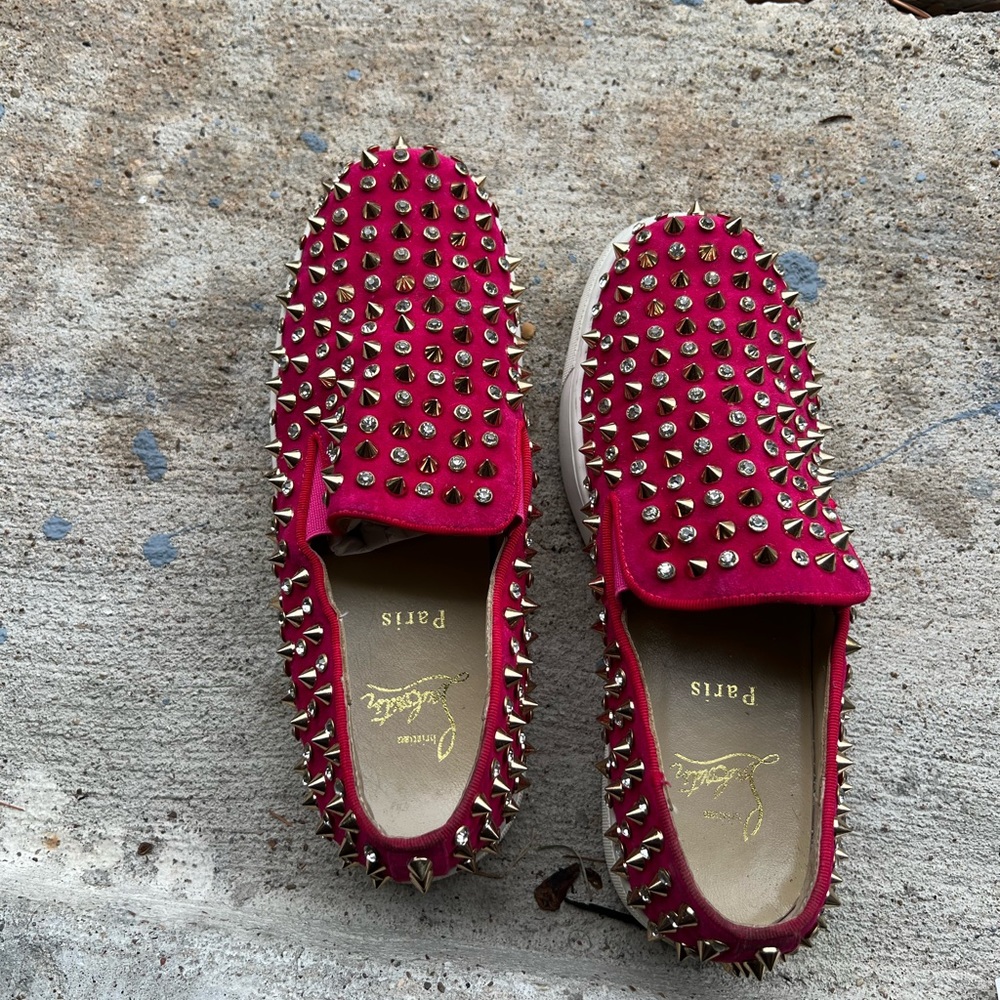 Red shoe